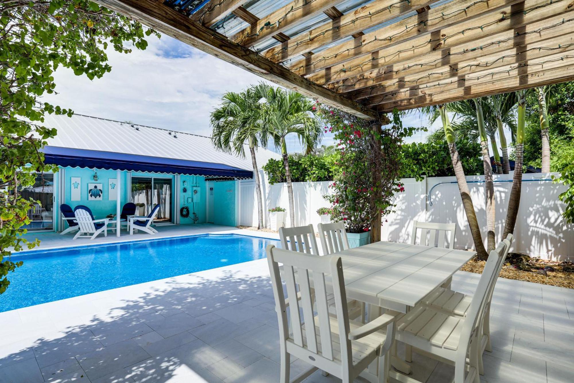 Coastal Villa With Private Yard And Heated Pool! North Palm Beach Εξωτερικό φωτογραφία